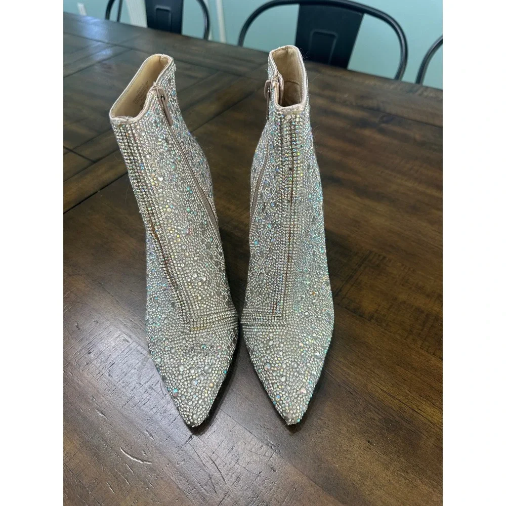 Betsey‎ Johnson Cady Rhinestone Ankle Boots Silver Pointed Toe Block Heel Size 7